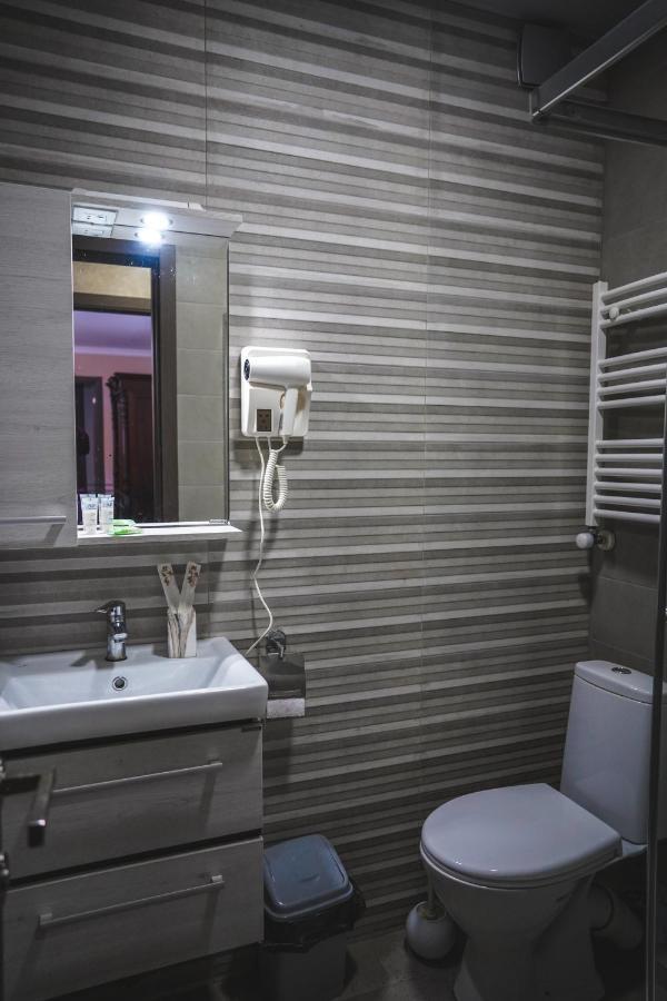 House 54 Hotell Kazbegi Exteriör bild