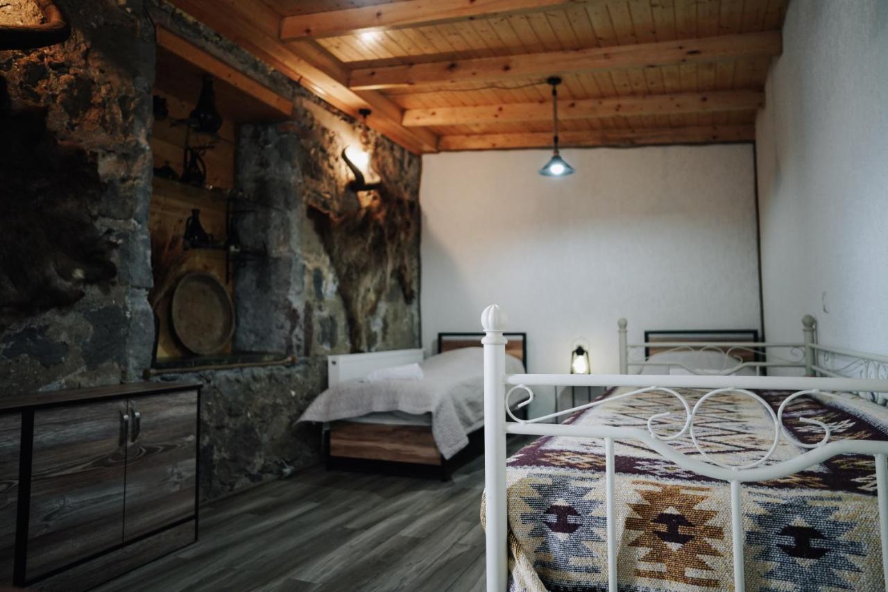 House 54 Hotell Kazbegi Exteriör bild